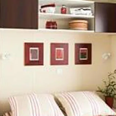 Campingplatz Mobil-home Confortable Avec Terrasse A - Api-1-52-230