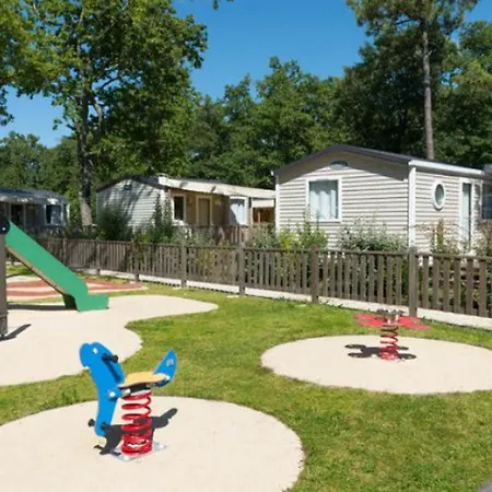 Mobil-home Confortable Avec Terrasse A - Api-1-52-230